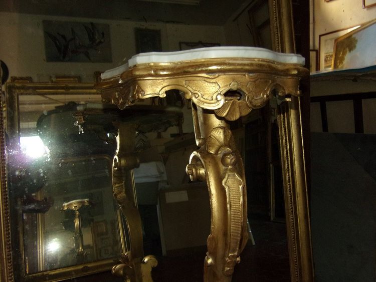 Console originale,  En Bois Doré, époque 19ème.