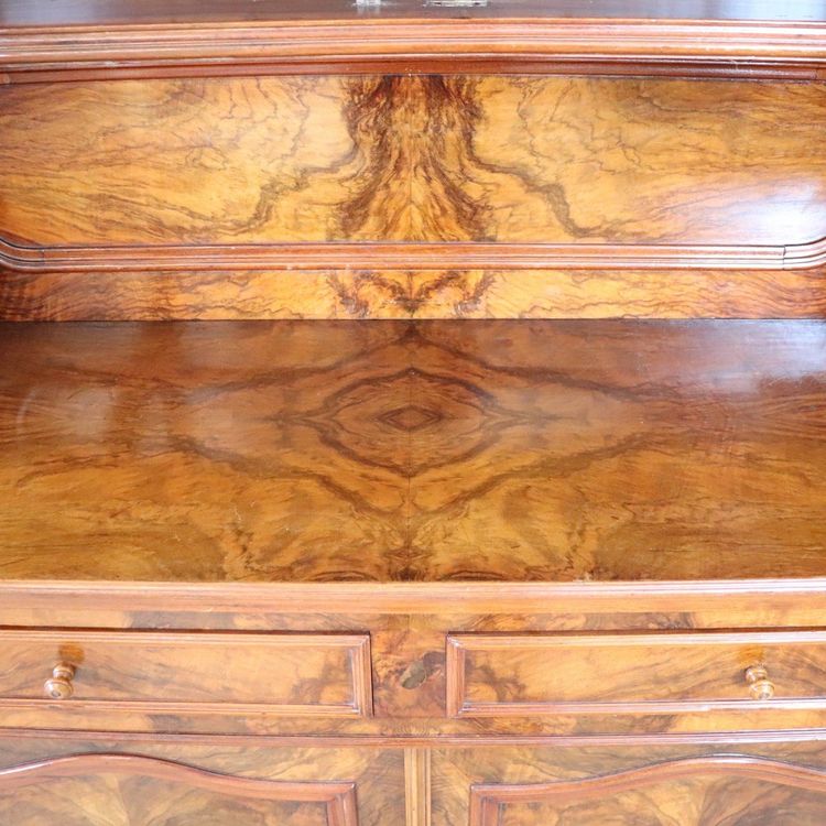 Antiker Sideboard-Schrank aus Nussbaumholz, Italien, Mitte des 19. Jahrhunderts