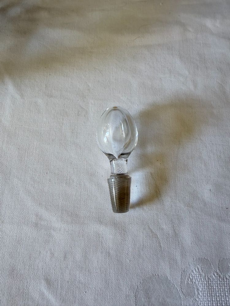 Antike Glaskaraffe mit goldenem Blumendekor - Jugendstil