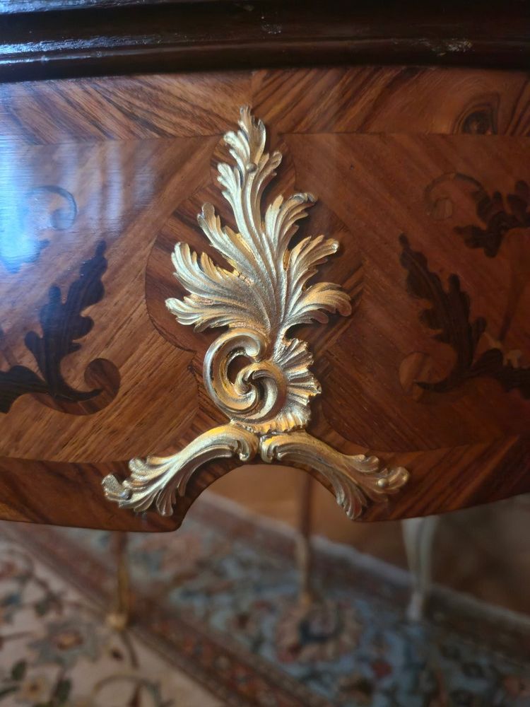 End wood marquetry games table in the BVRB style, by Krieger,