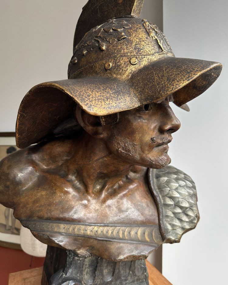 Terrakotta-Büste eines Gladiators – Richard Aurili