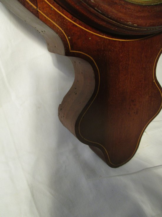 Barometer-Thermometer.