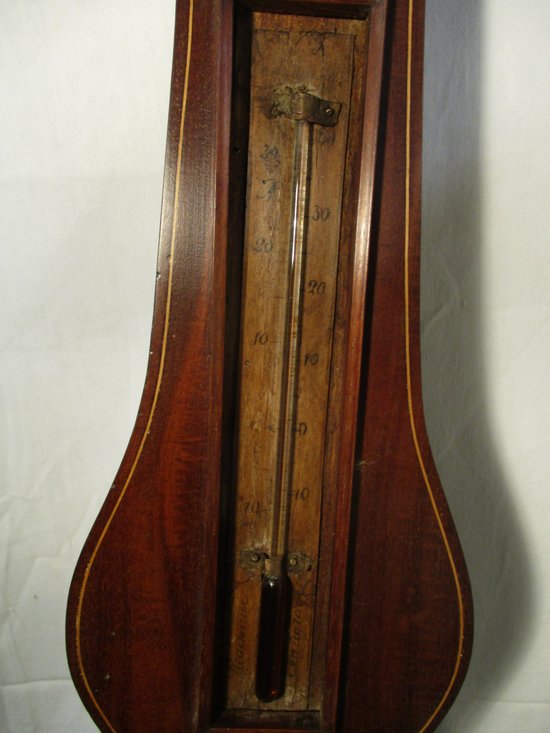 Barometer-Thermometer.