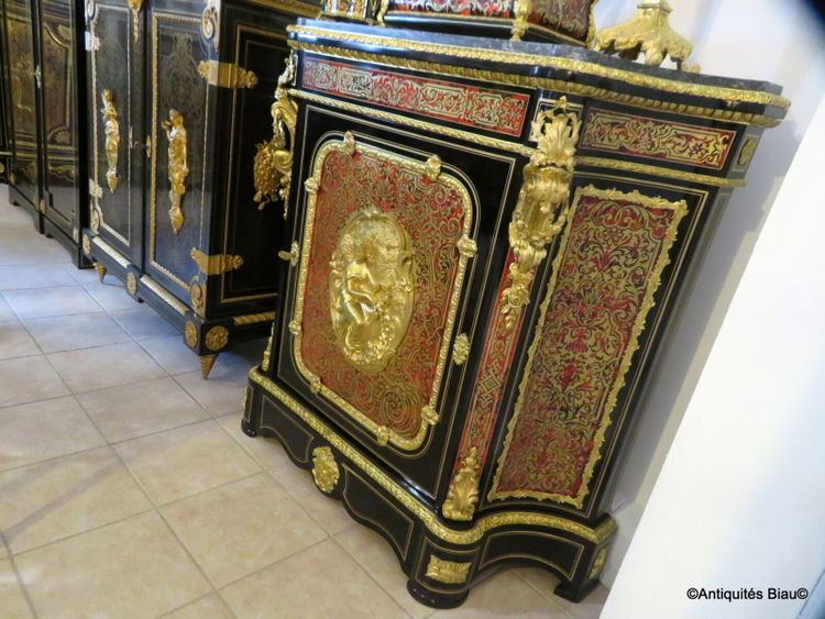 Konkaver Beistelltisch mit Boulle-Intarsien, Napoleon III.