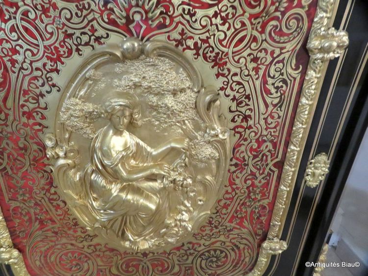 Konkaver Beistelltisch mit Boulle-Intarsien, Napoleon III.