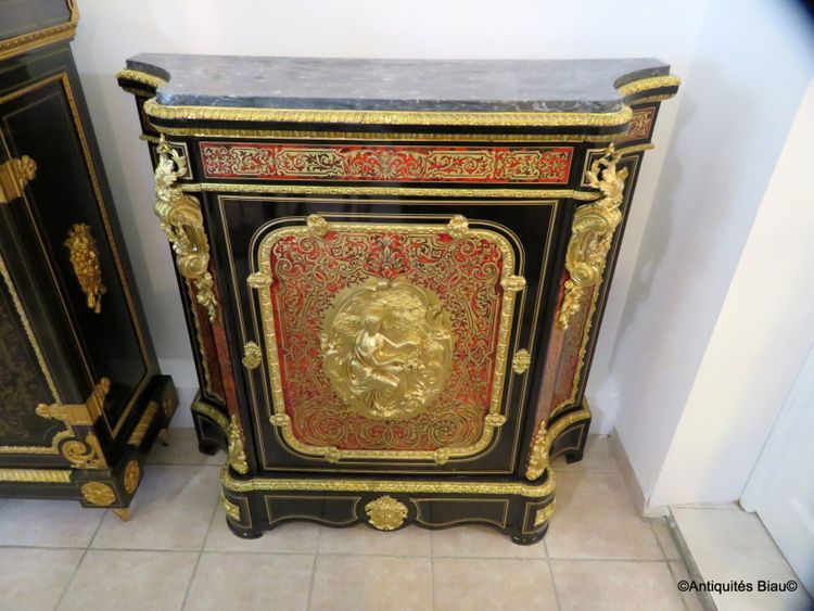 Konkaver Beistelltisch mit Boulle-Intarsien, Napoleon III.