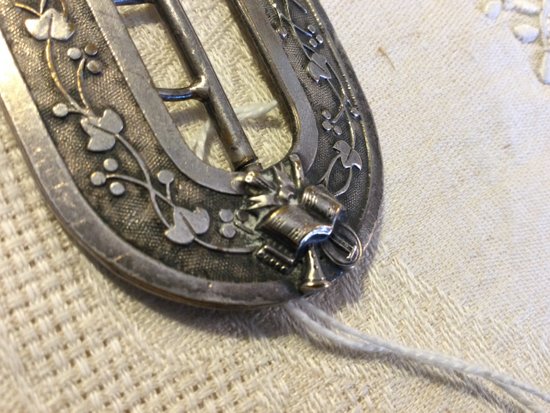 Belt or hat buckle