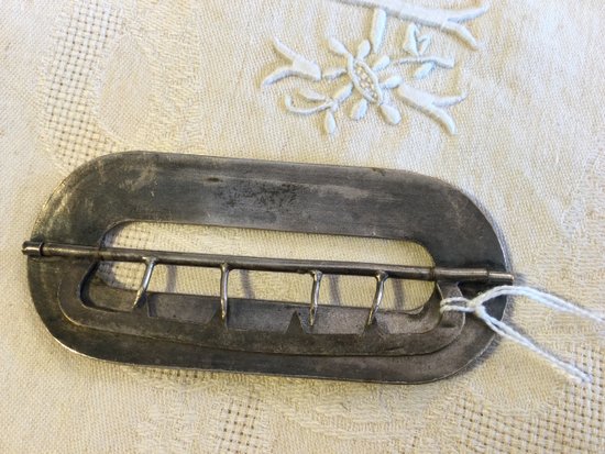 Belt or hat buckle