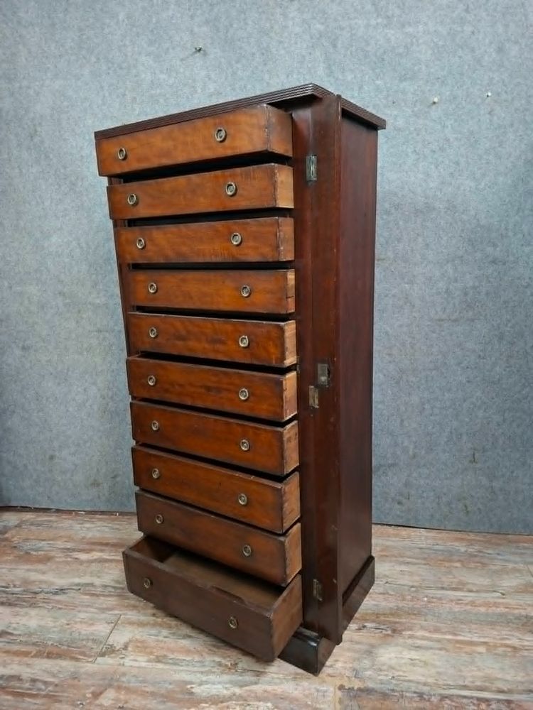 Agenda settimanale in stile Restoration, realizzata in mogano e impiallacciatura di mogano.