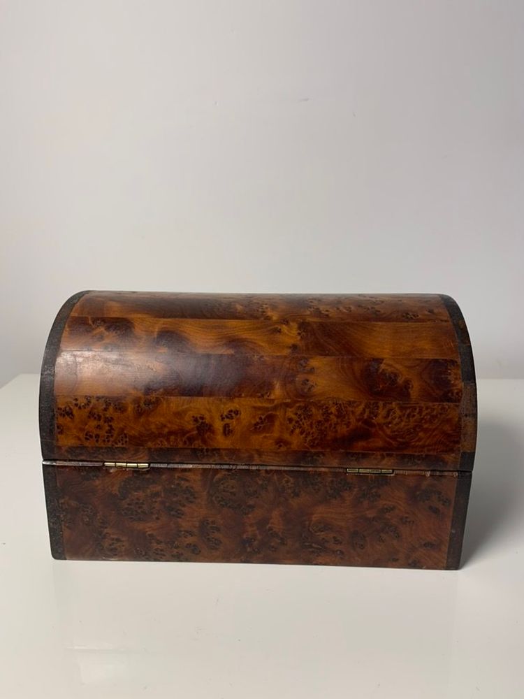 Thuya wood jewelry box – Rounded lid – 20th century handcrafted