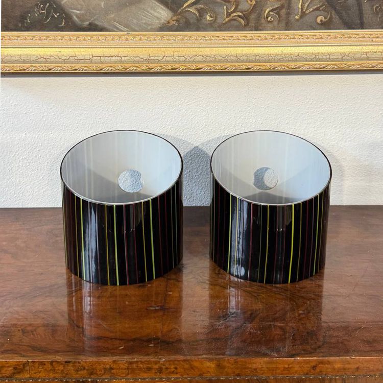 Coppia di applique in vetro di Murano nero con decori policromi
