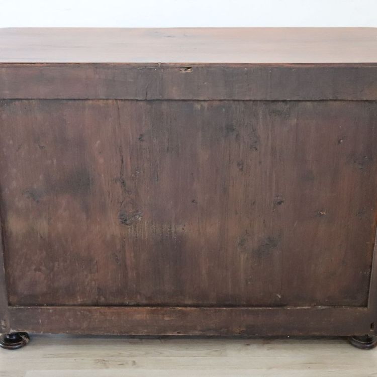 Credenza antica in noce, Italia, metà del XIX secolo, restaurata.
