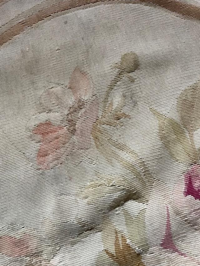 Aubusson-Teppich aus dem 19. Jahrhundert mit Petit-Point-Webart