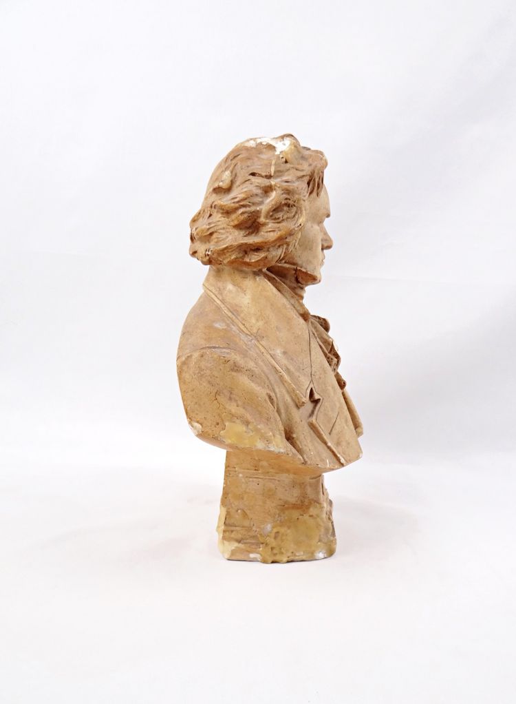 Buste Art Nouveau de Ludwig Van Beethoven en plâtre ocre début XXe