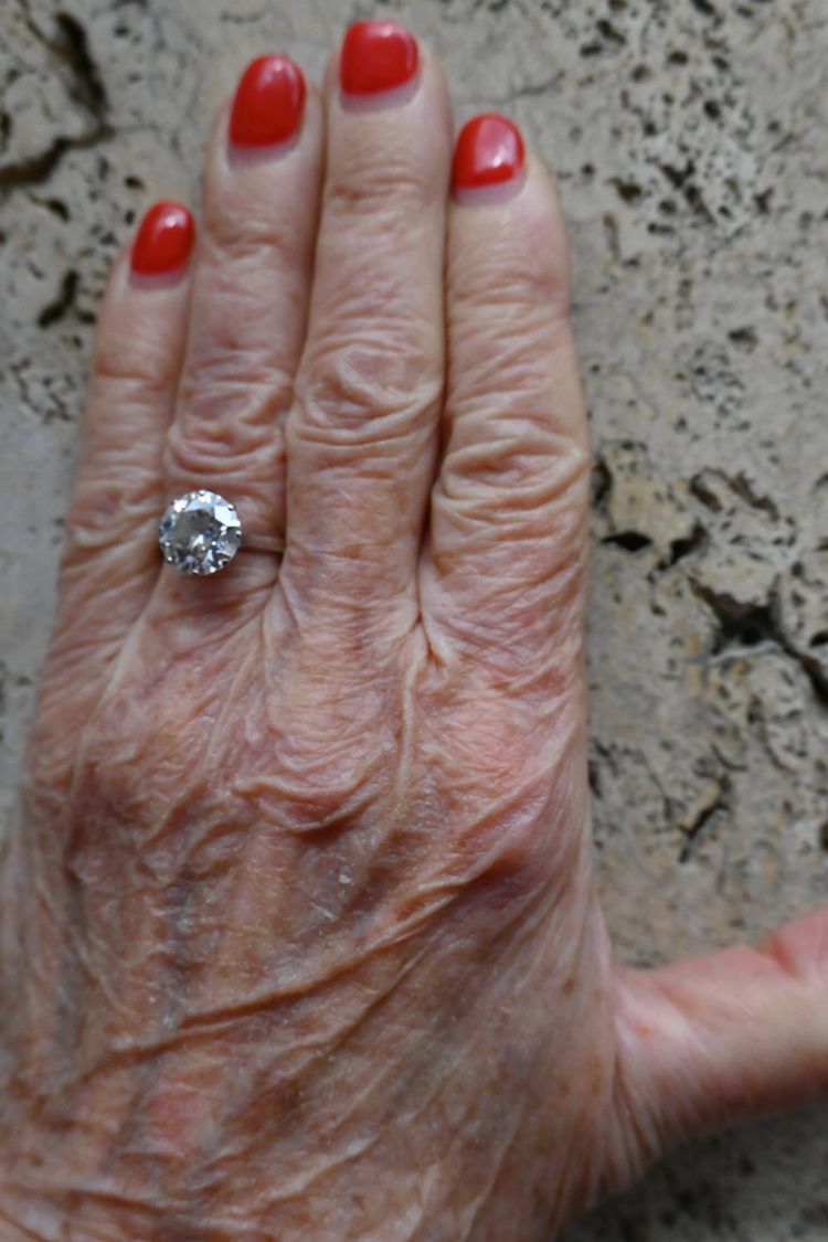 Bague solitaire diamants  taille moderne diamant 3 cts