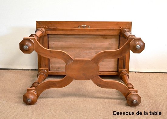 Table en Noyer massif, goût Louis XIV – Fin XIXe