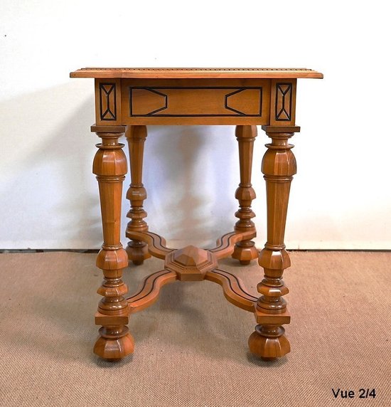 Table en Noyer massif, goût Louis XIV – Fin XIXe