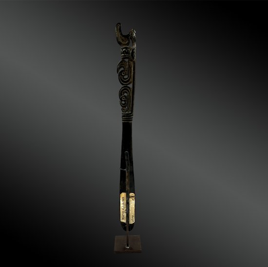 LIME SPATULA - Trobriand Islands, Papua New Guinea - XIXth century