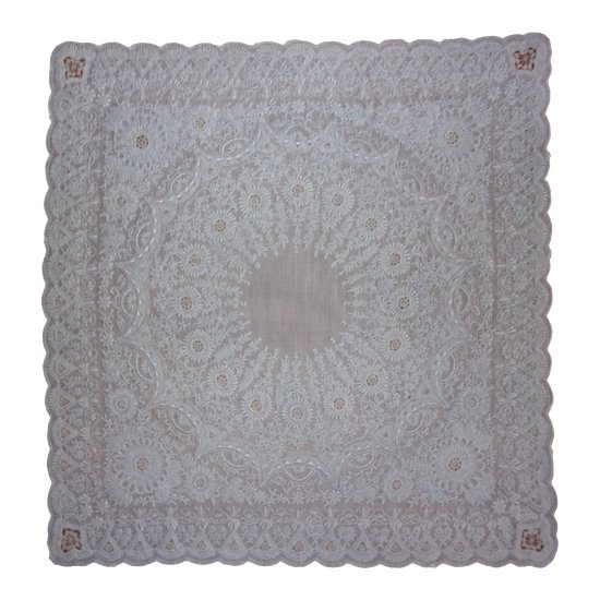 Mouchoir avec une extraordinaire broderie, époque XIXe siècle
