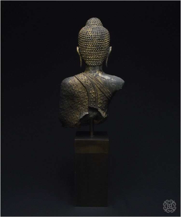 Ancien Royaume de Siam, Première moitié du XIXème siècle, Buste du Bouddha Maravijaya, Bronze