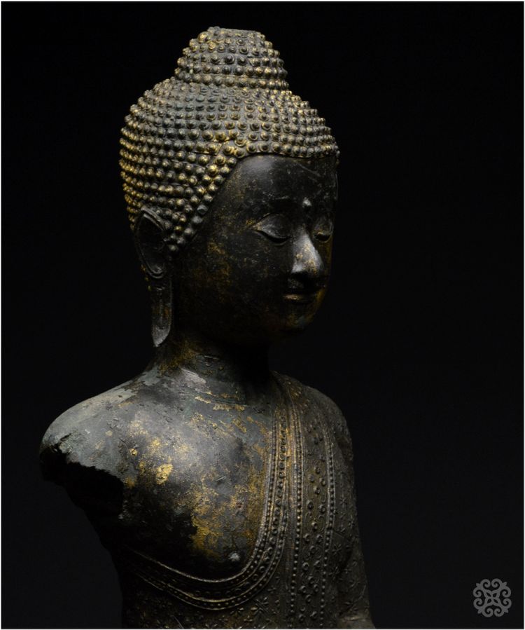 Ancien Royaume de Siam, Première moitié du XIXème siècle, Buste du Bouddha Maravijaya, Bronze