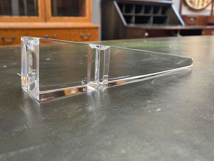 Obélisque en cristal de baccarat XXème