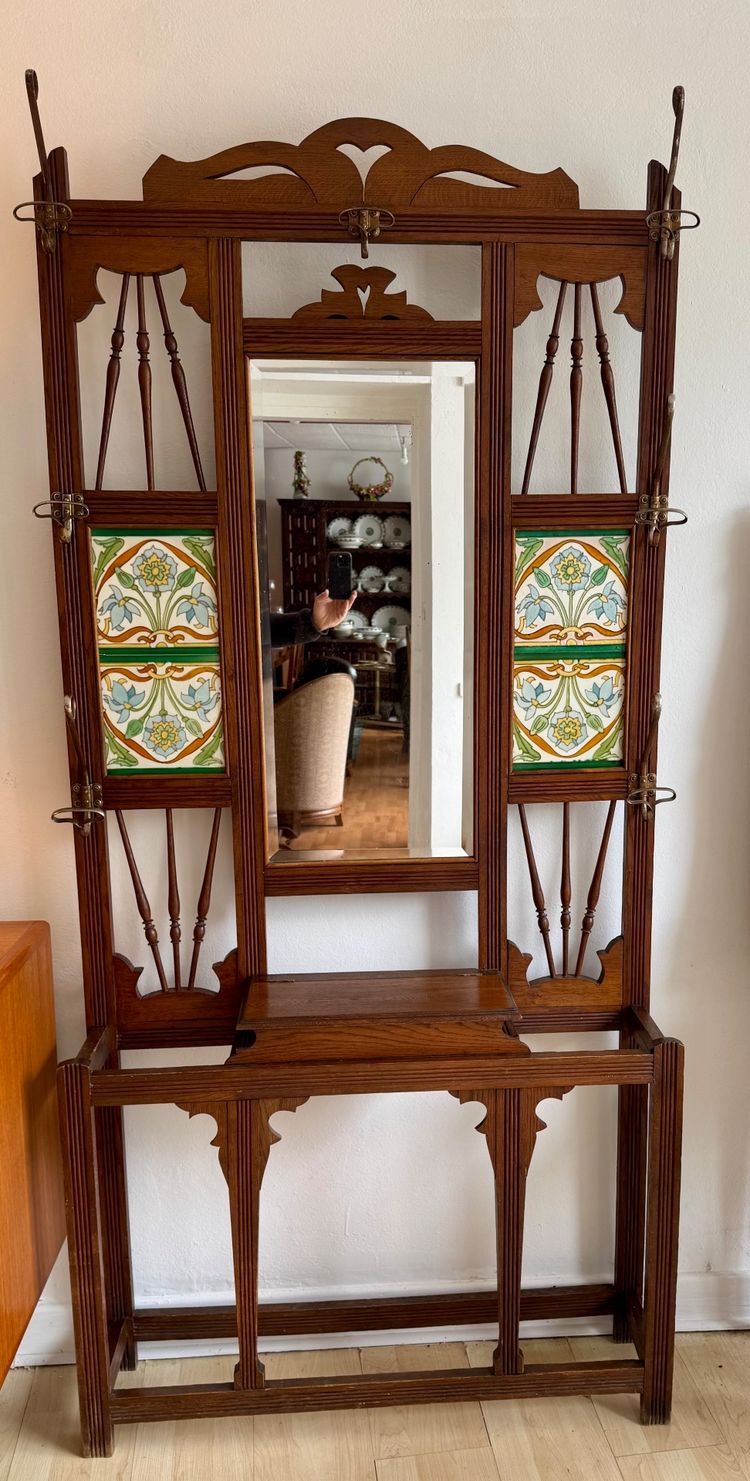 Spogliatoio in stile Art Nouveau