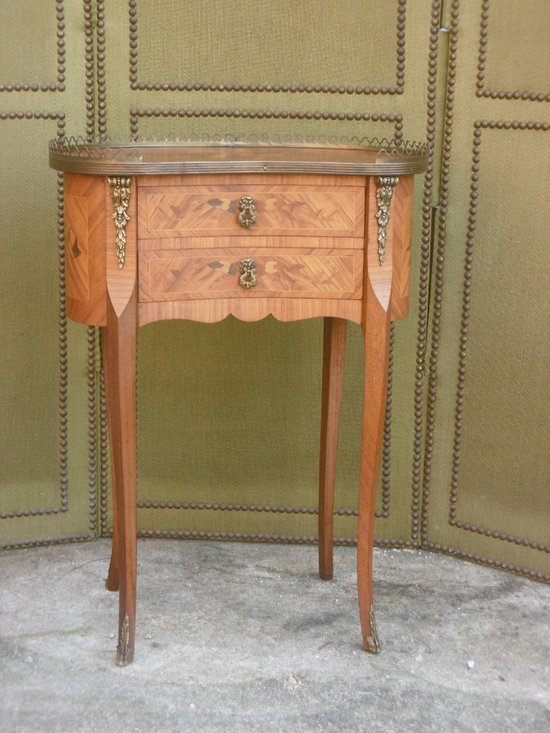 Table de salon Louis XV