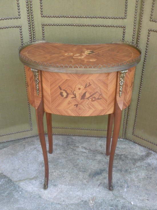 Table de salon Louis XV