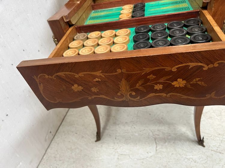 Louis XV style games table with inlaid decoration XX century