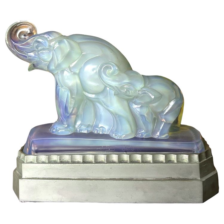 Scultura Art Déco di elefanti di Sabino