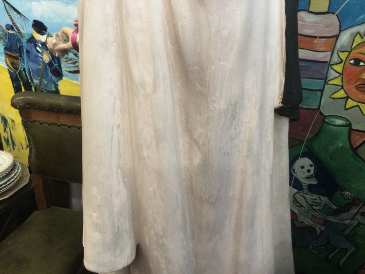 Large statue of Saint Thérèse of Lisieux