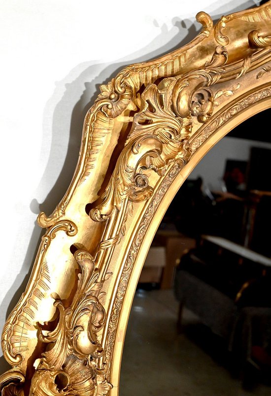 Important Louis XV Mirror - Late 18th Century