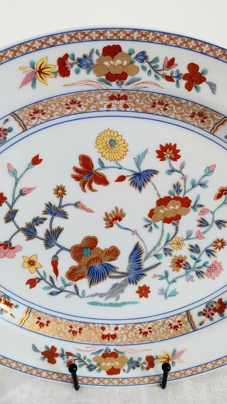 Schale aus Limoges-Porzellan, Manufaktur Bernardaud, Modell "Pondichery".
