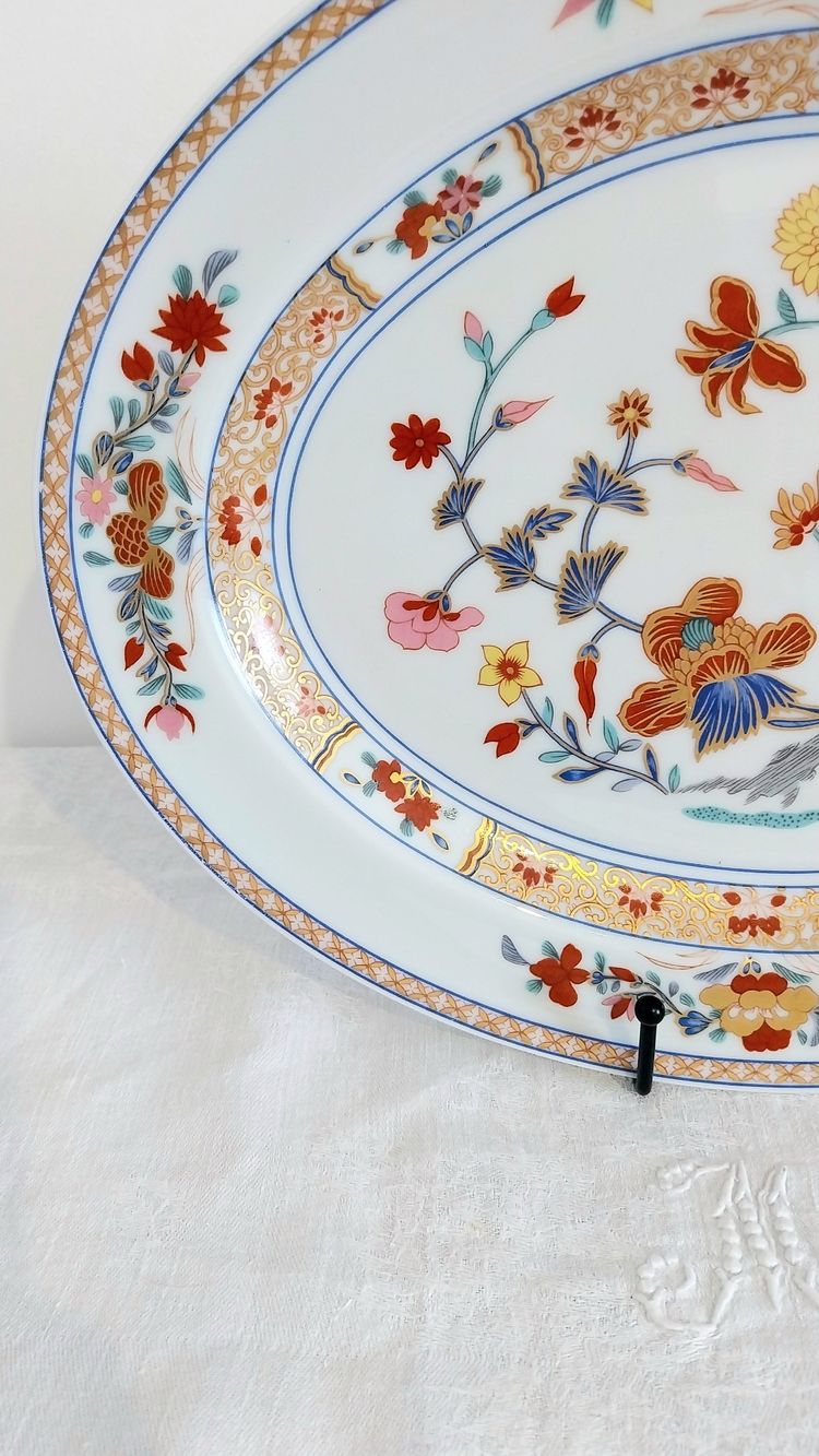 Schale aus Limoges-Porzellan, Manufaktur Bernardaud, Modell "Pondichery".