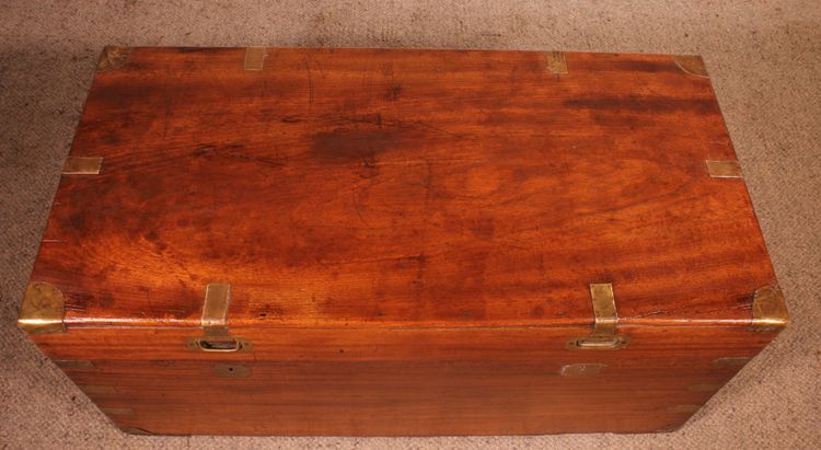 19th Century Camphror Wood Marine Or Campaign Chest With Double Locks