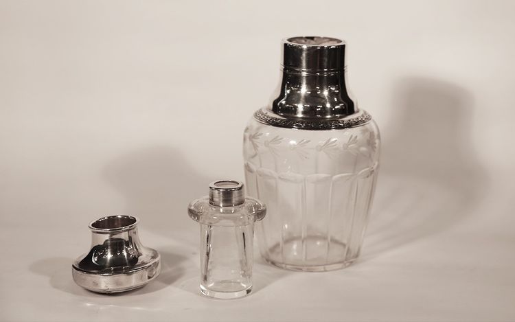Bouteille en cristal et argent massif 