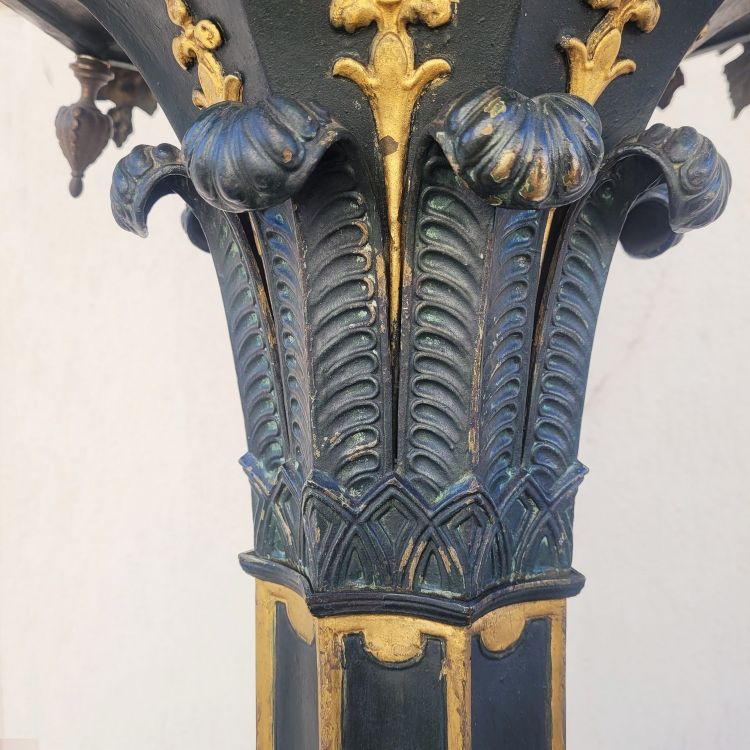 Großer Kandelaber H257cm, gotischer Stil, Anfang XIX.