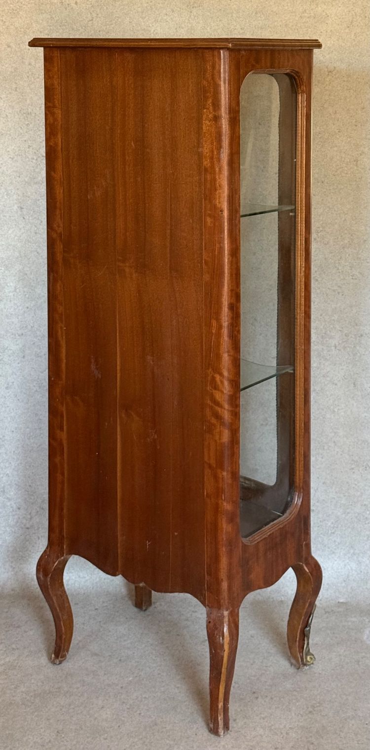 Modern shop window