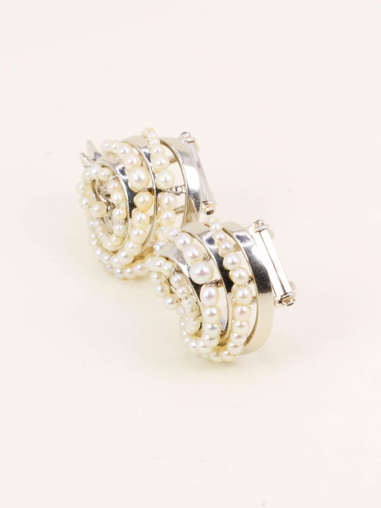Double clips coquillage or blanc perles fines