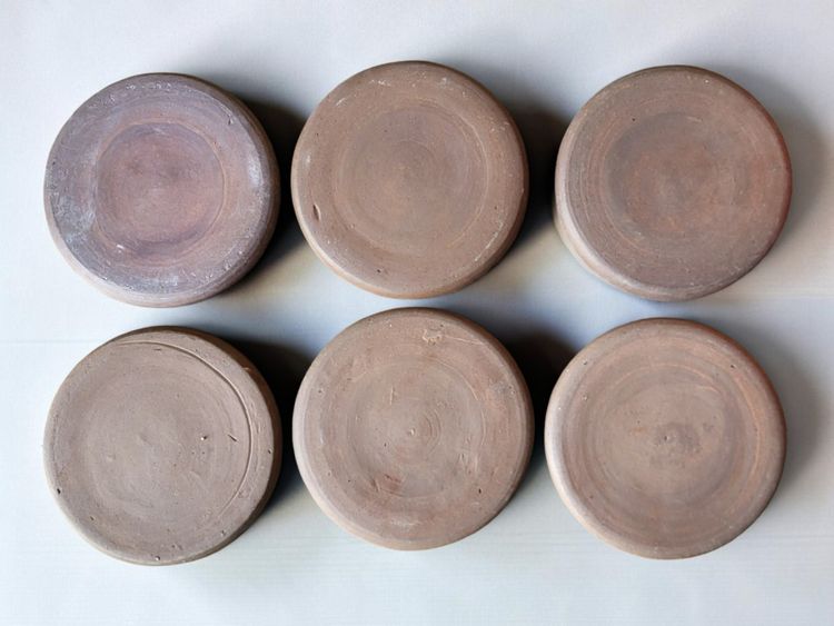 6 assiettes en grès de Ratilly / J&N Pierlot / Puisaye 