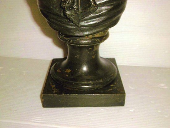 Busto firmato Lavergne