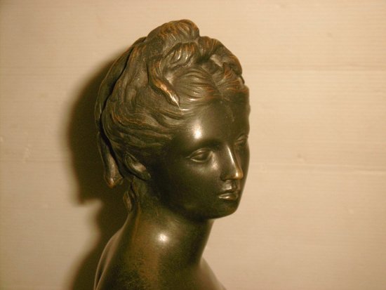 Bronze signé Houdon