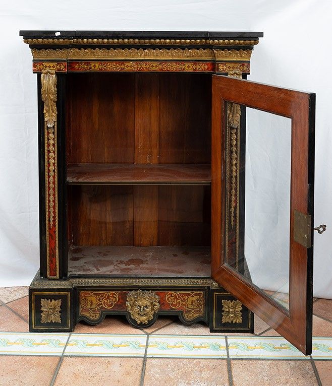 Antica vetrina Boulle epoca Napoleone III. Francia, XIX secolo.