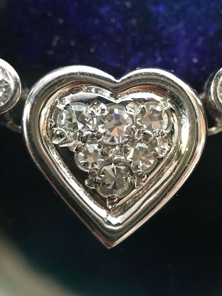 Collier coeur en or blanc 18K et diamants