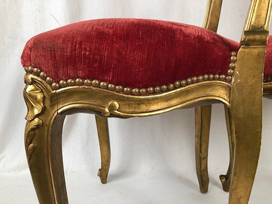 Paar Stühle im Louis XV-Stil aus vergoldetem Holz, Zeit Napoleons III
