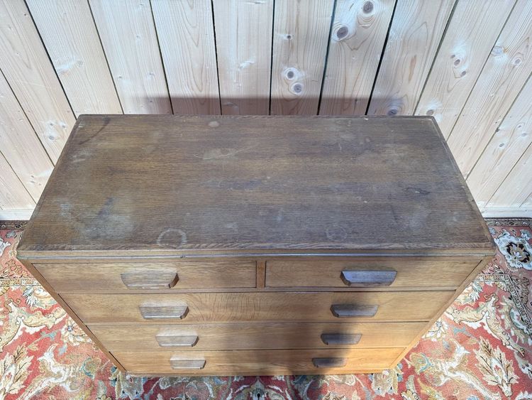 Commode en chêne massif époque 1950