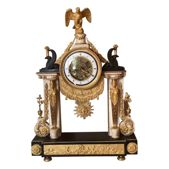 Pendule Louis XVI aux quantièmes signiert