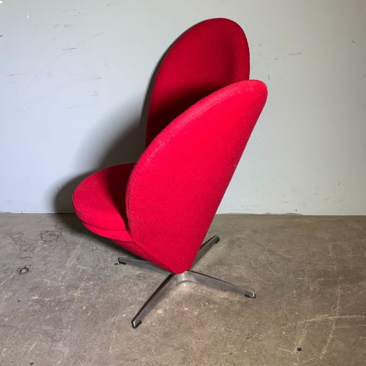 Verner Panton Heart Cone Sessel, rot, 1970er Jahre. Designikone.