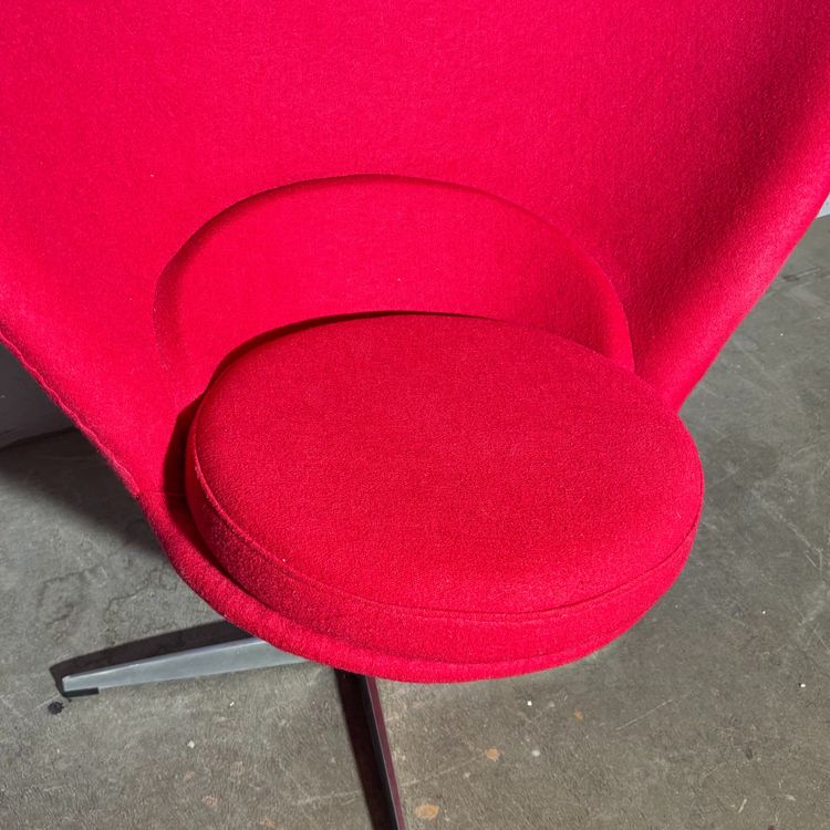 Verner Panton Heart Cone Sessel, rot, 1970er Jahre. Designikone.